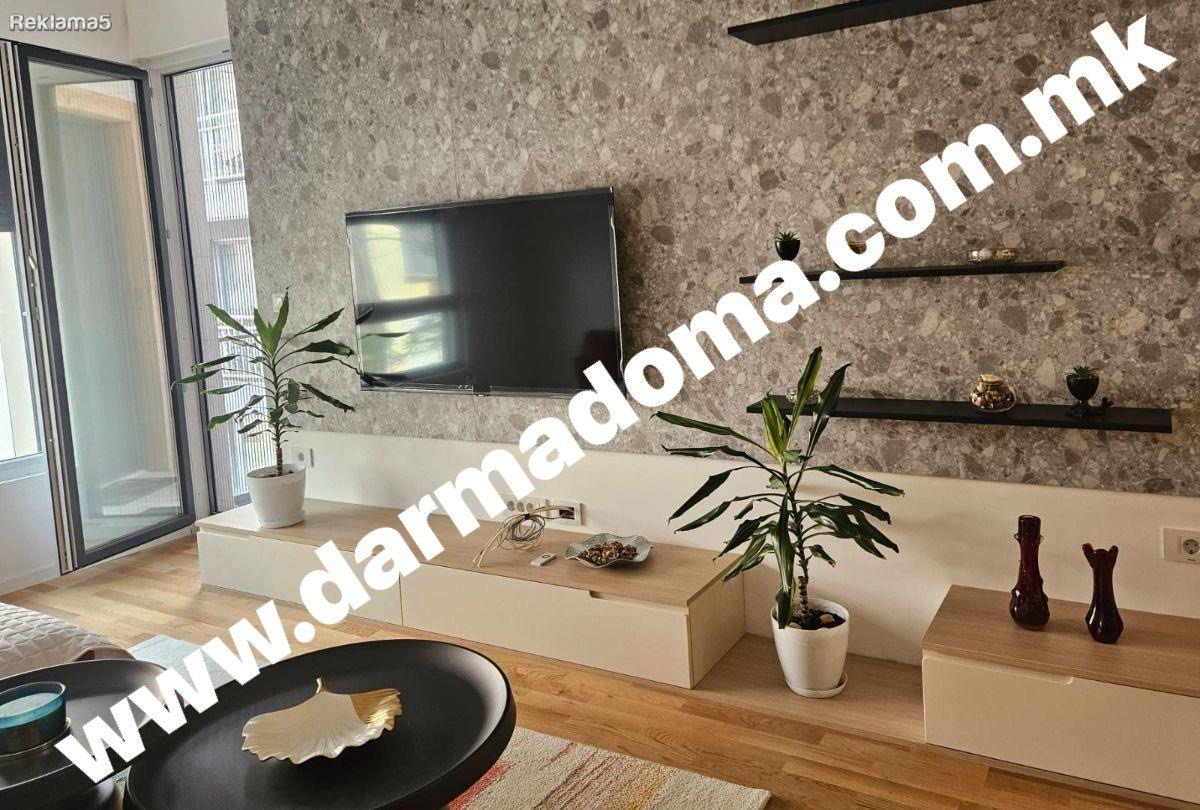 Dharma Doma rents out a new apartment in Debar Maalo!