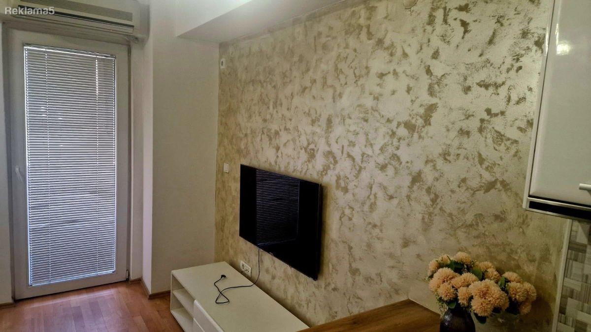 SE IZNAJMUVA GRASONIERA VO KARPOSH 3, LEPTOKARIJA