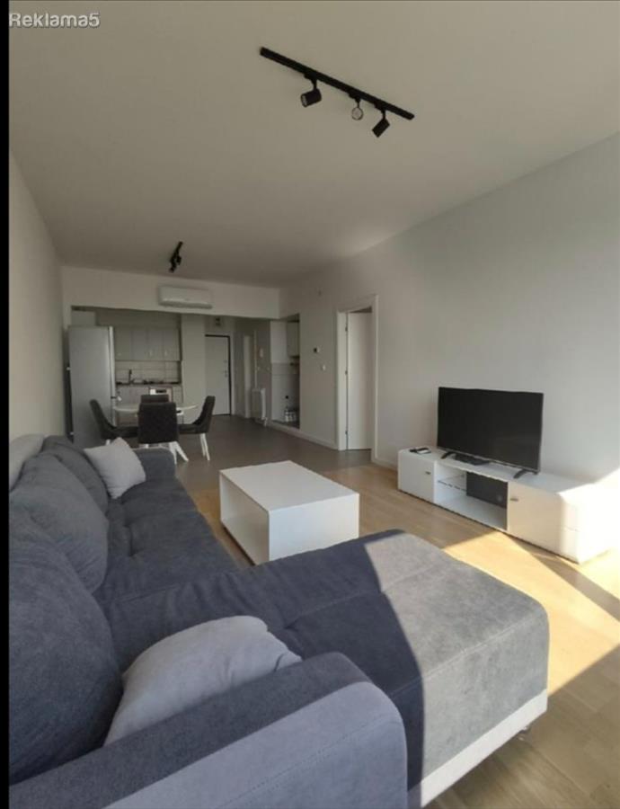 TWO-ROOM APARTMENT FOR RENT ON THE WATER - PANORAMA RESIDENCE