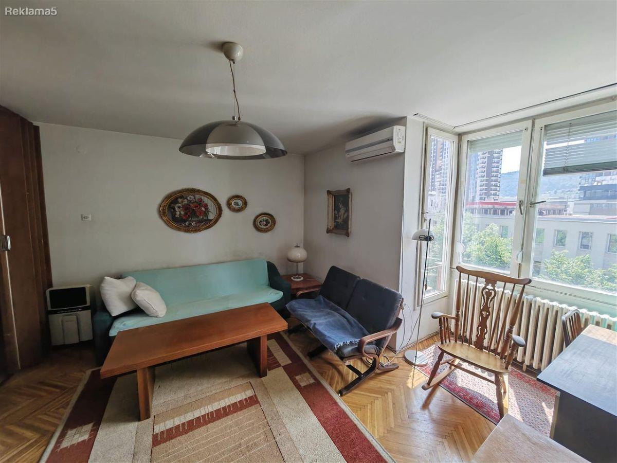 ONE BEDROOM APARTMENT FOR RENT NEAR ZELEN PAZAR
