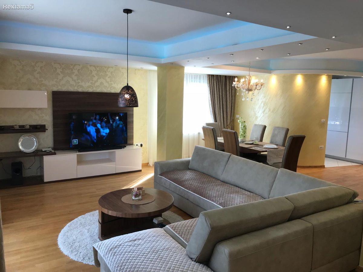 SE IZDAVA LUX 4-SOBEN STAN NA VODNO DO PANORAMIKA HOTEL