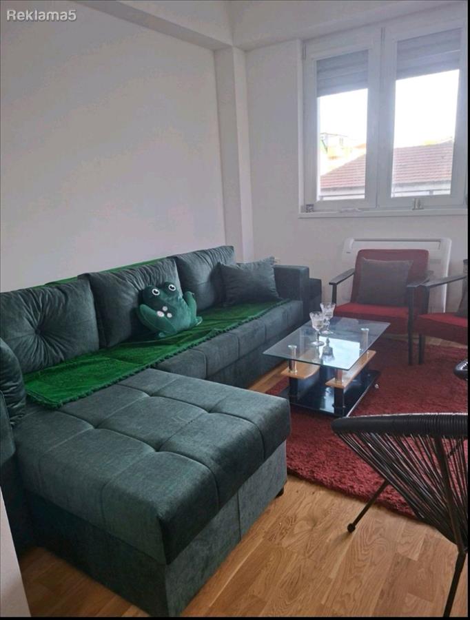 SE IZDAVA NAMESTEN TROSOBEN STAN VO KISELA VODA, SHAMPIONCHE