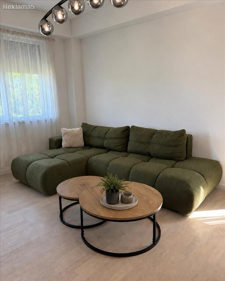 Luxury three-room apartment for rent in Aerodrom