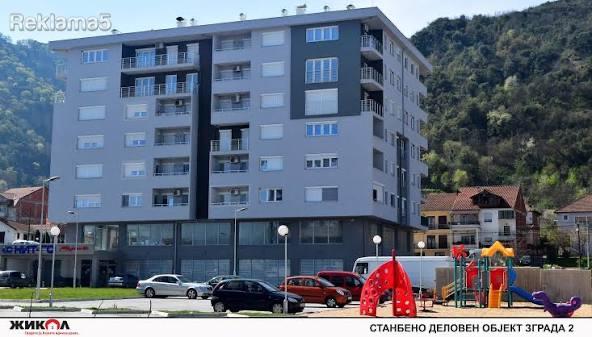 Se prodava opremen trosoben stan vo Strumica!