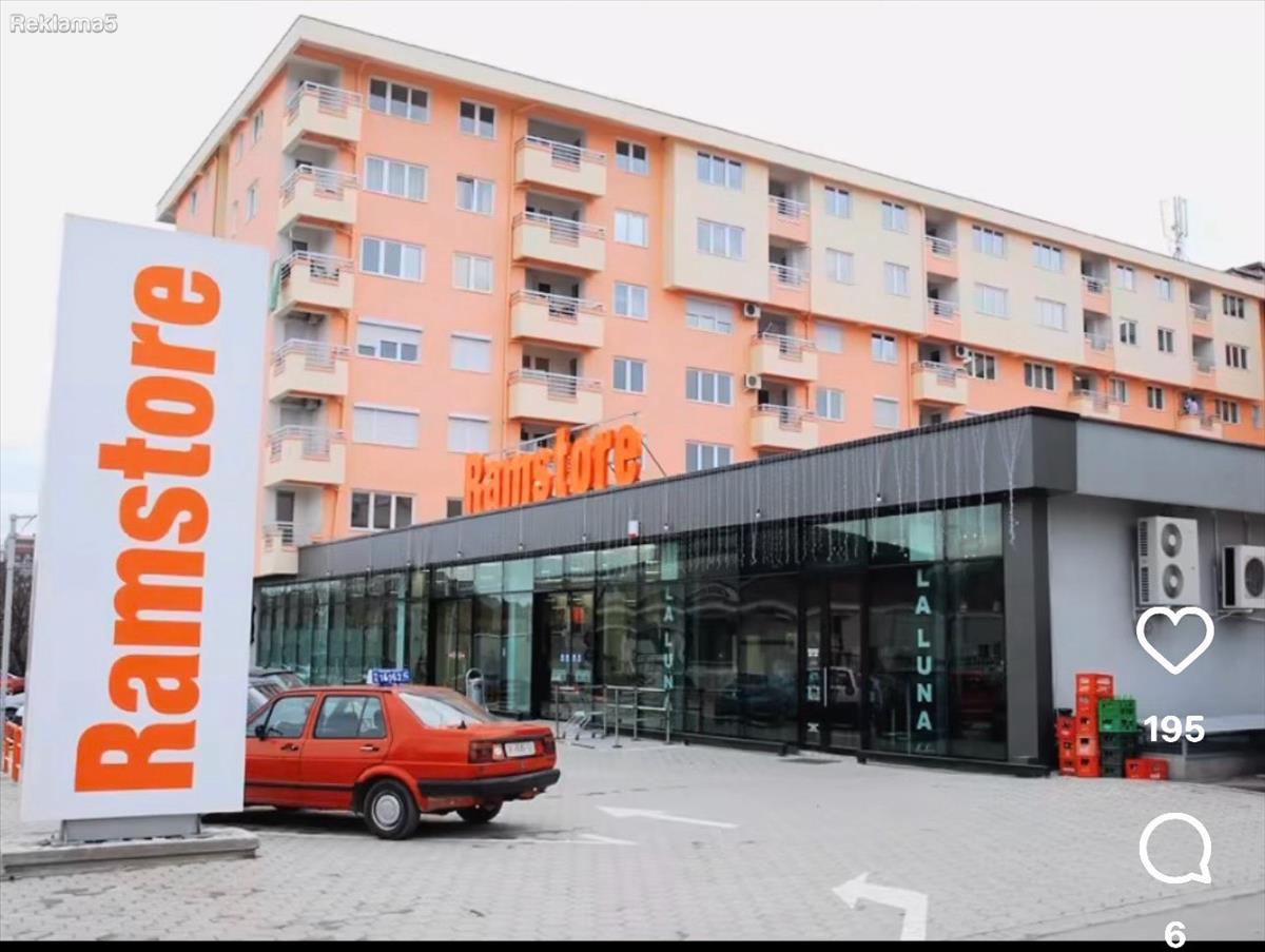 Se prodava stan vo topansko pole (ramstore)
