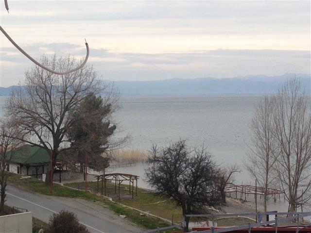 IMPERIA – Apartment with lake view