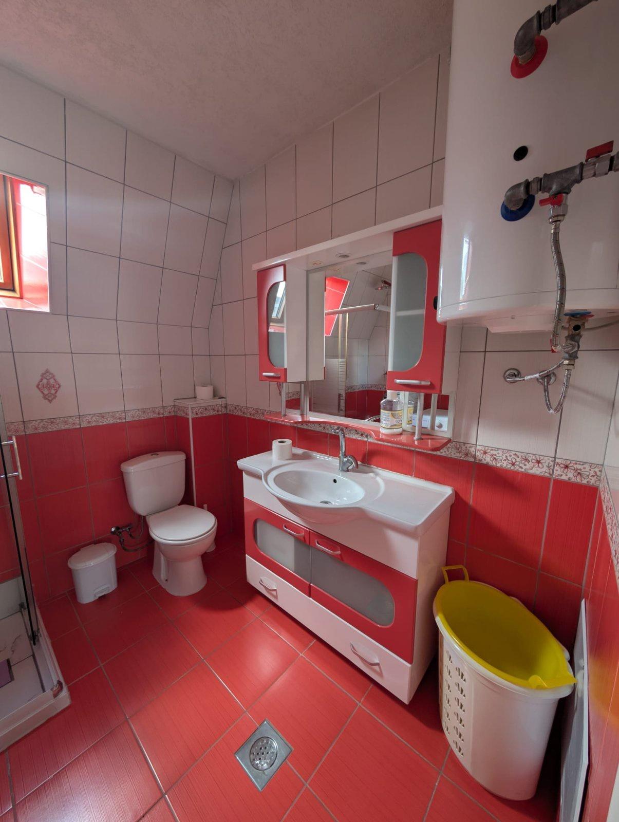 SAVIĆ IS SELLING AN APARTMENT IN GJORCE PETROV