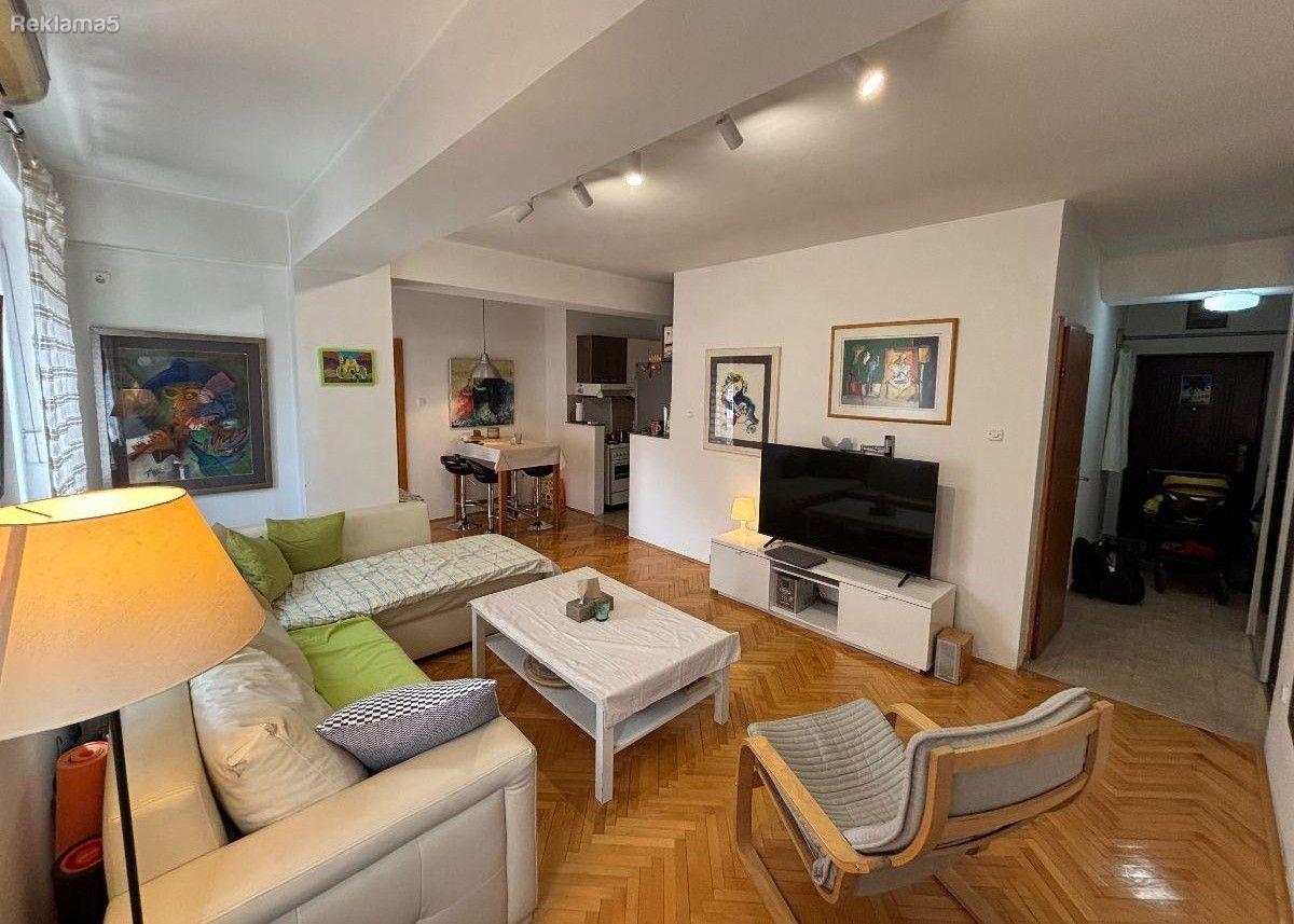 Se prodava namesten stan 50m2 vo Rasadnik, Kisela Voda