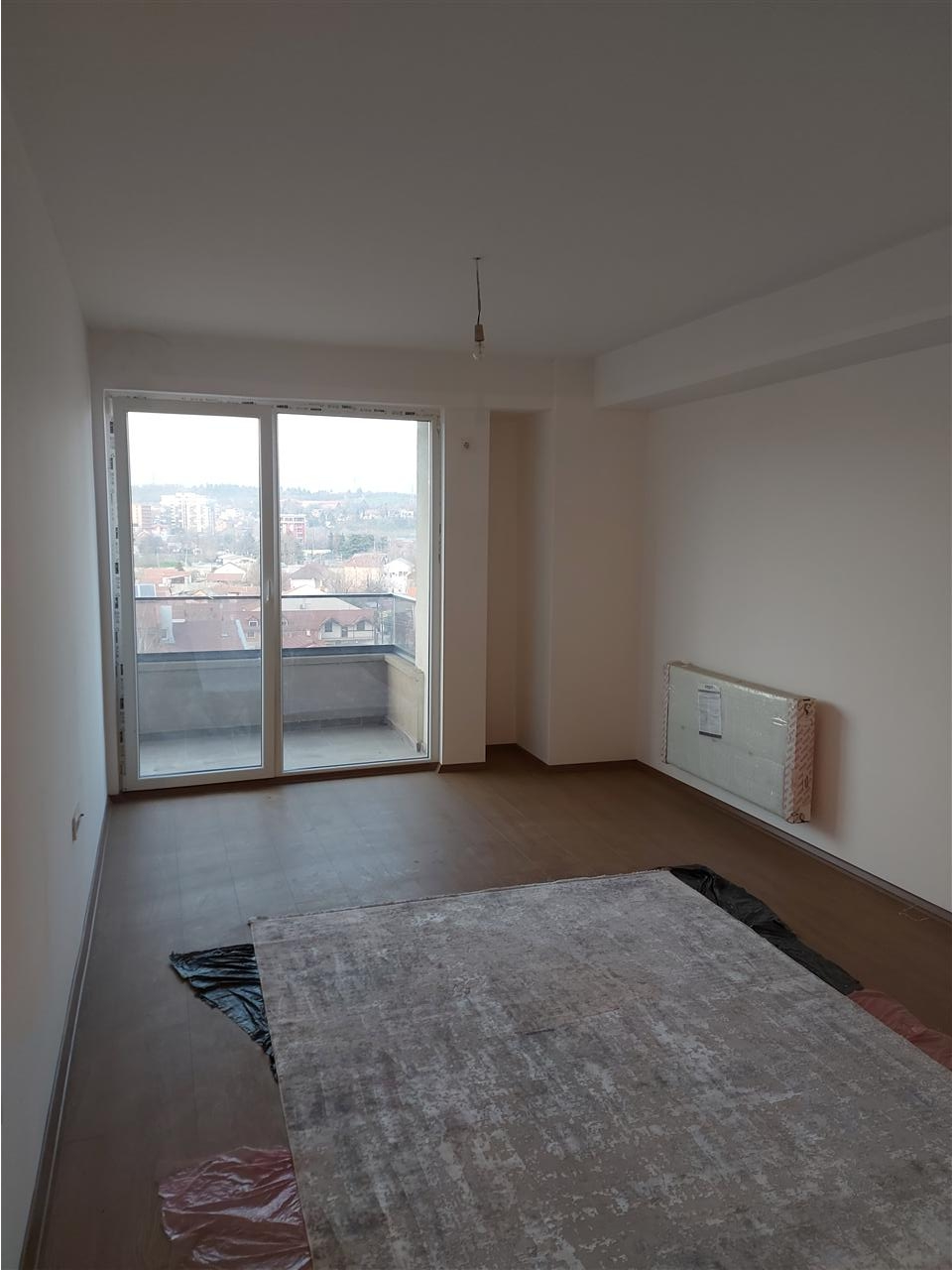Se prodava nov stan 71m2,Centar,2spalni,karsi Vero Dzambobo