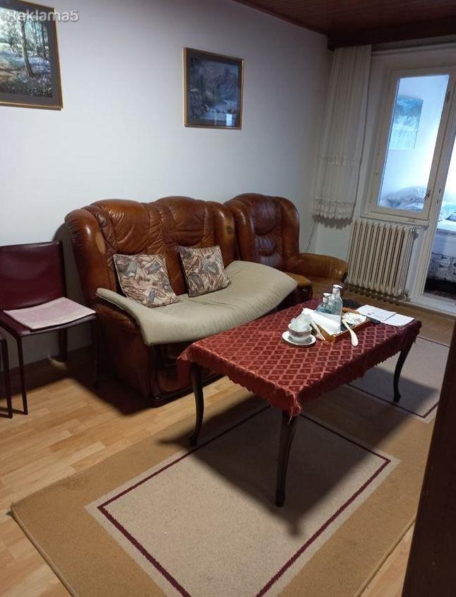 Se prodava stan 44m2 vo ruska zgrada vo Karpos 3