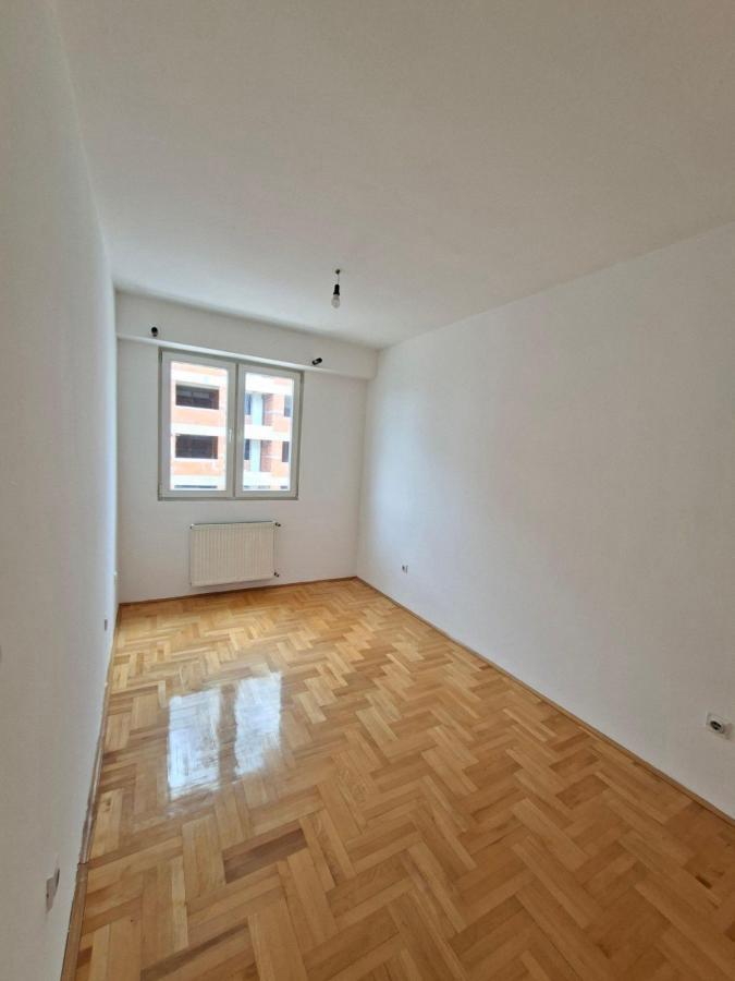 A 53m2 apartment is for sale in Kisela Vloda