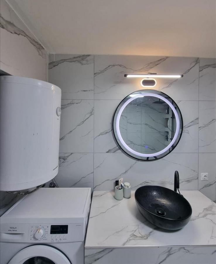 A 70m2 apartment is for sale in Kisela Voda