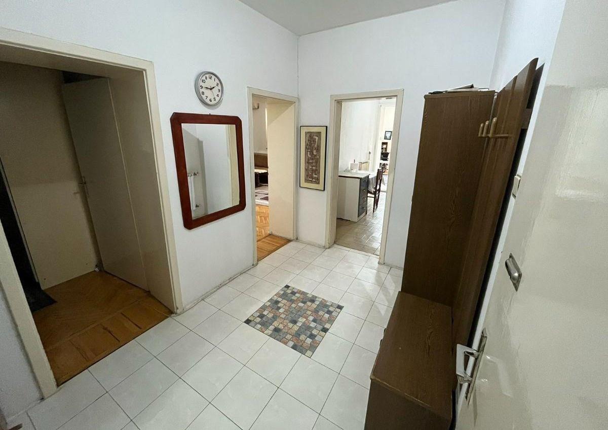 GREAT OFFER - Renovated apartment of 140m2 at a price of 1070e/m2