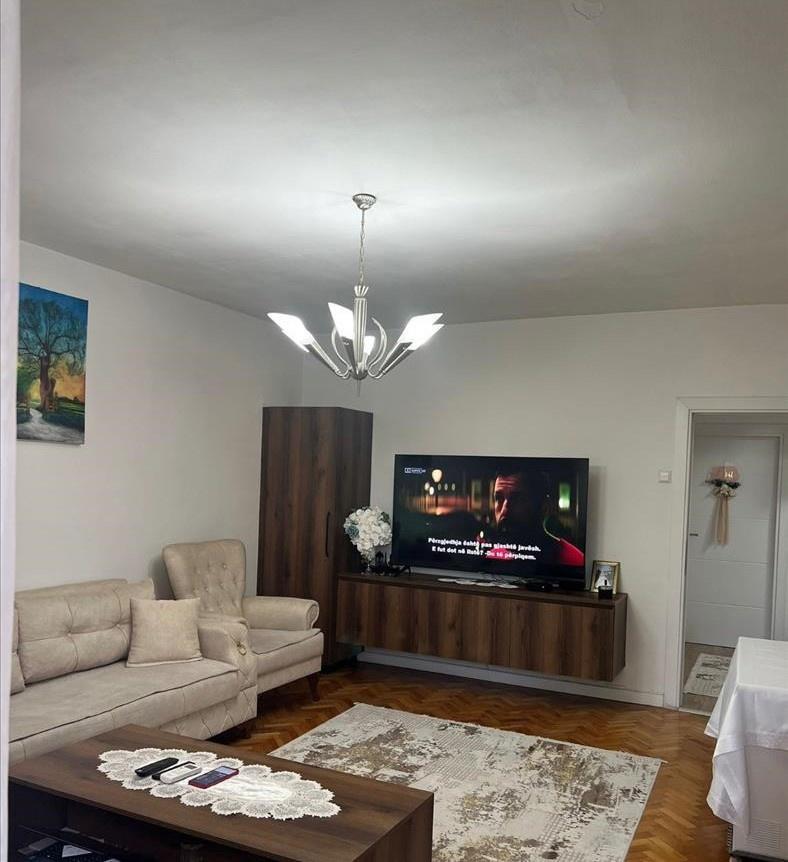 An 83m2 apartment is for sale in Topansko Pole