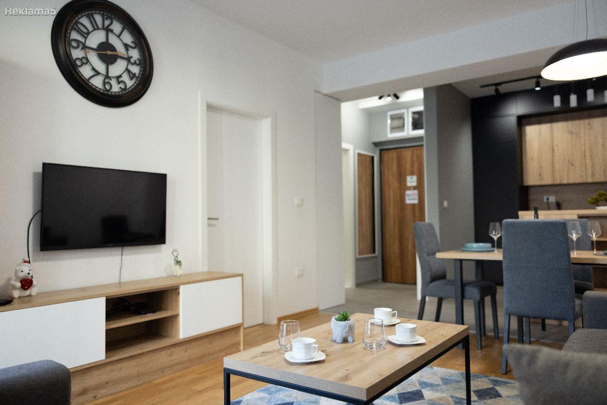 I rent out an apartment for a short stay