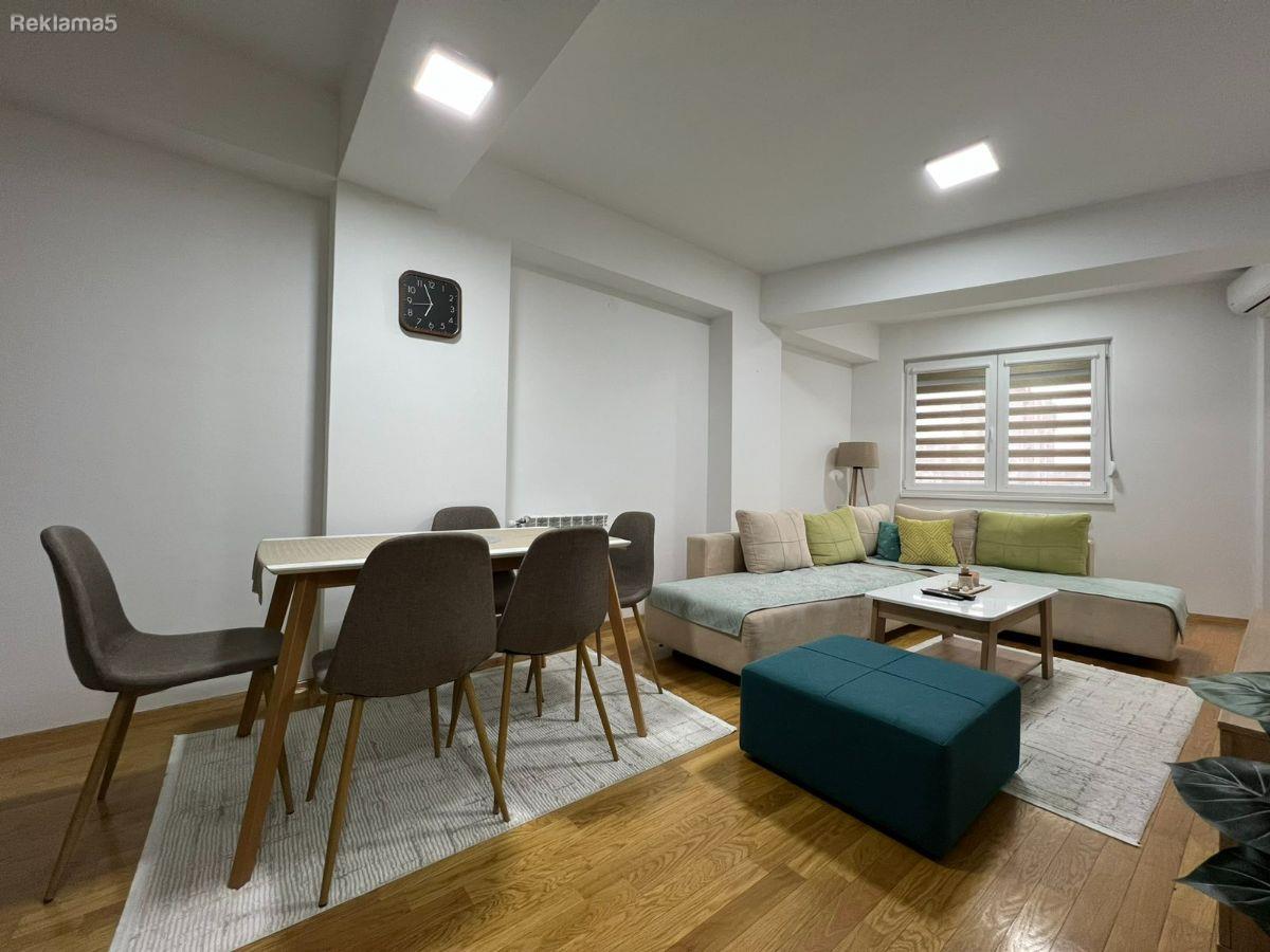 THREE-ROOM APARTMENT FOR RENT IN THE CENTER - IN KAPISHTECS