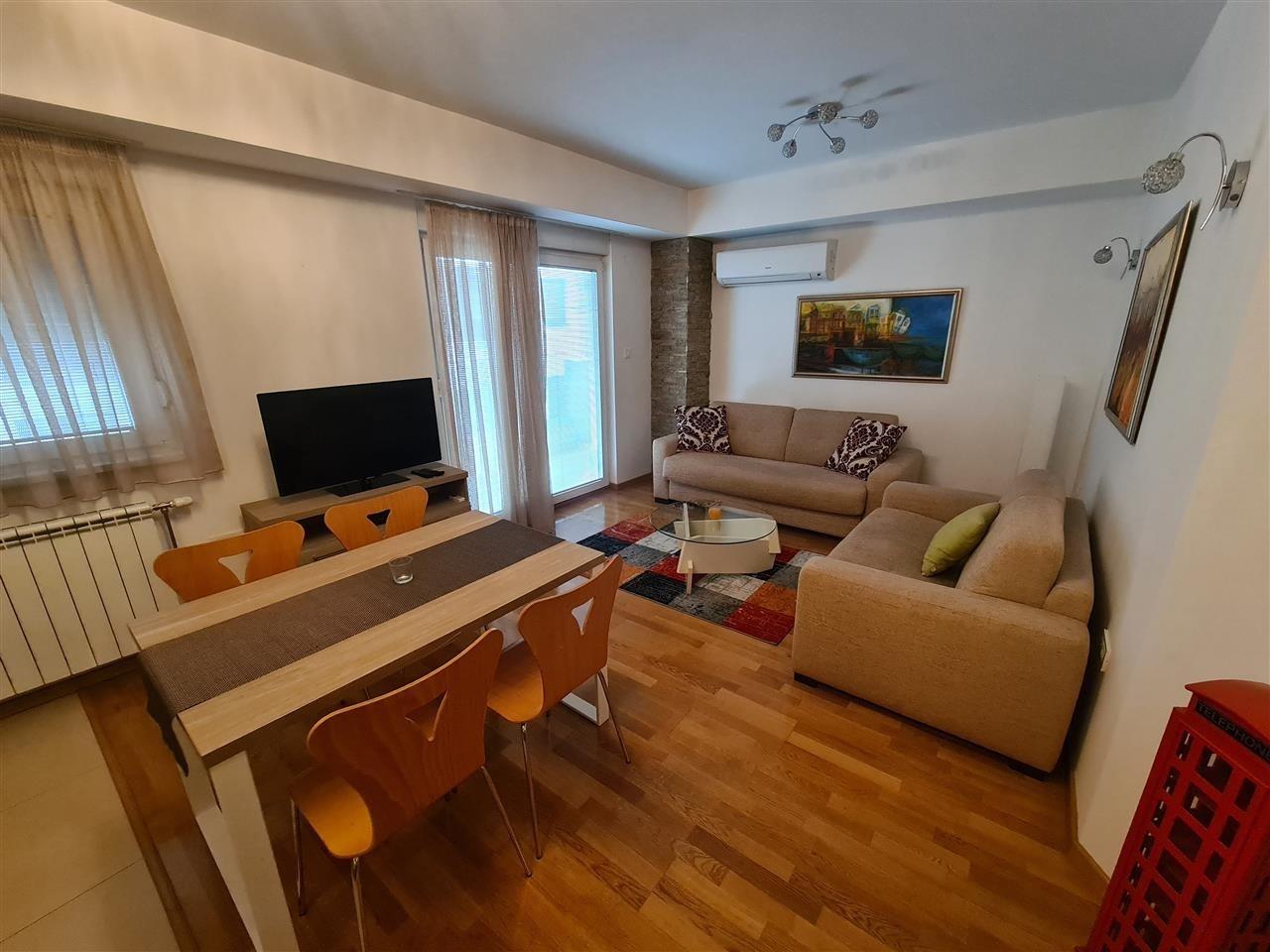 Trosoben stan vo Karpos 2 MiDa Complex