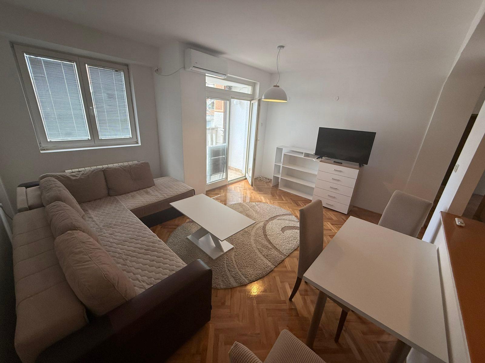 Apartment with 2 bedrooms and parking - Soboren temple - Go invest