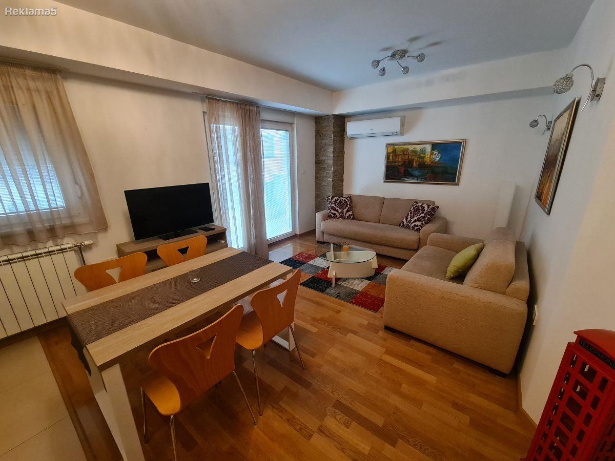 Trosoben stan vo Karpos 2 MiDa Complex