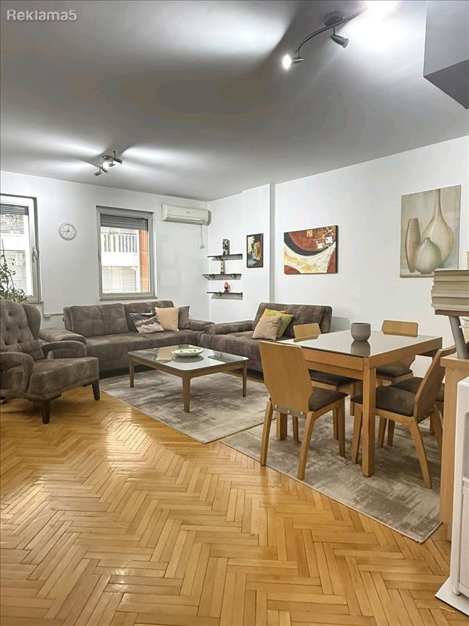 Beautiful two-room furnished apartment in Mlechen!!