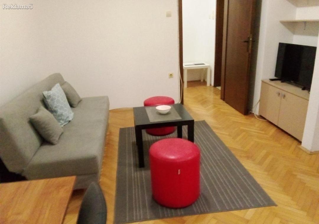 SE IZNAJMUVA STAN ,KISELA VODA BLIZU CESMA