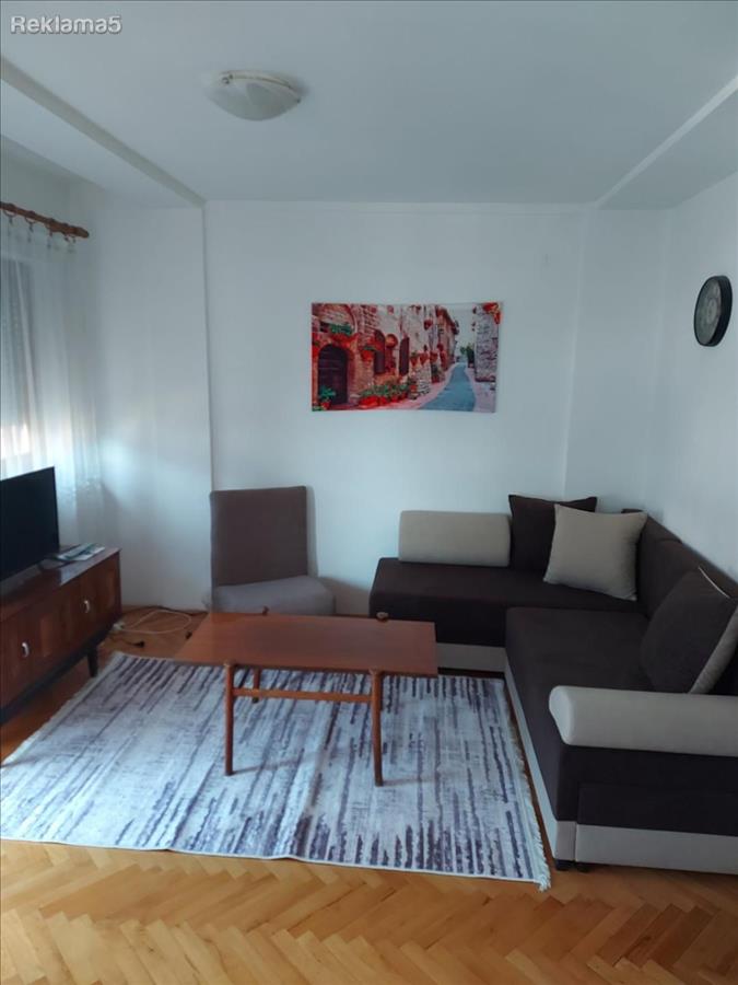 SE IZNAJMUVA DVOSOBEN STAN 43 M2 K.VODA BLIZU OPSHTINATA !!!