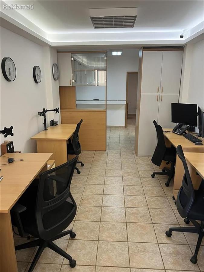 SE IZNAJMUVA STAN ZA DELOVNA NAMENA,UNIVERZALNA SALA