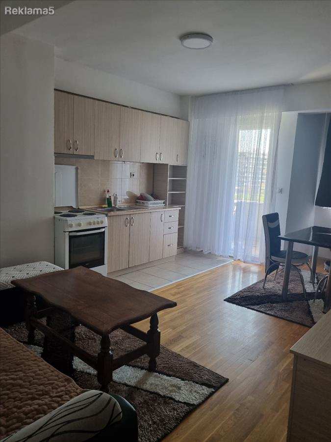 Se izdava stan so 1 spalna soba vo Kisela Voda