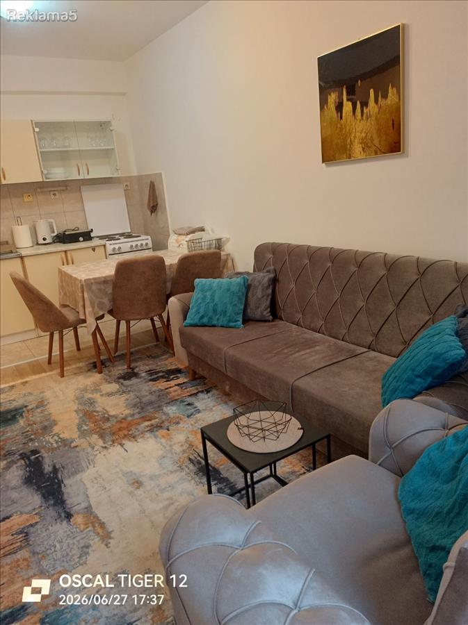 Dharma Doma rents an apartment in Centar