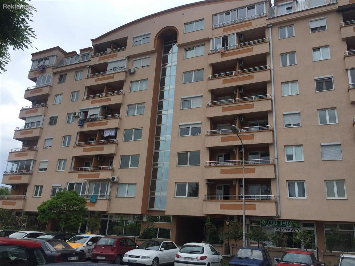 Izdavam dvosoben namesten stan vo ADORA Gjorce