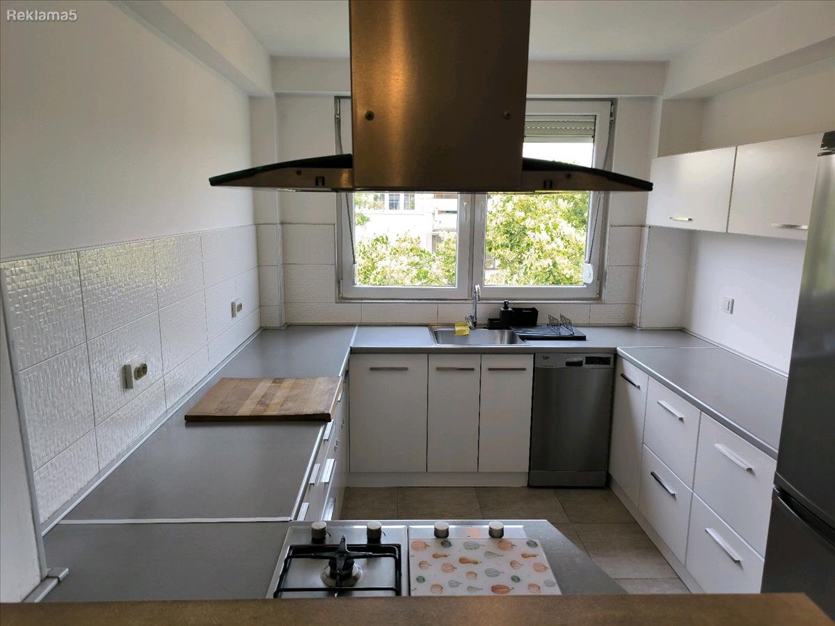 Bright apartment in Gjorce Petrov