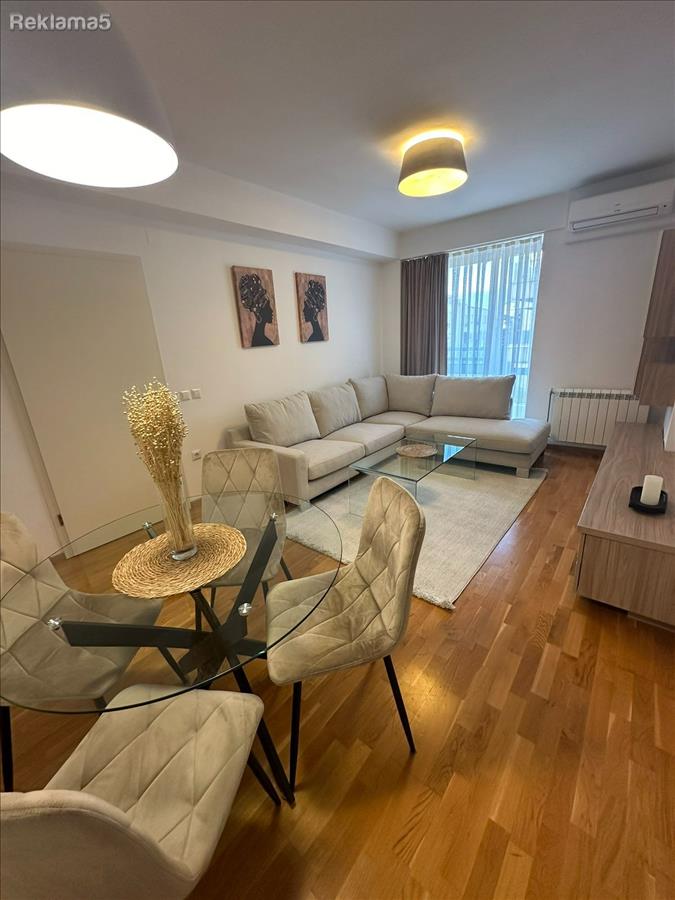 THREE-ROOM APARTMENT FOR RENT IN THE CENTER - IN DEBAR NEIGHBORHOOD