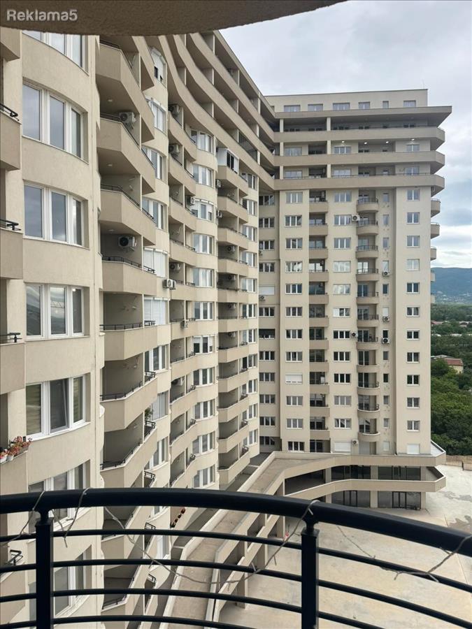 Cosmos 92m2 three-room new furnished apartment