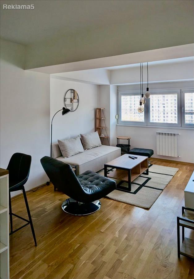 Two-room apartment for rent in Aerodrom