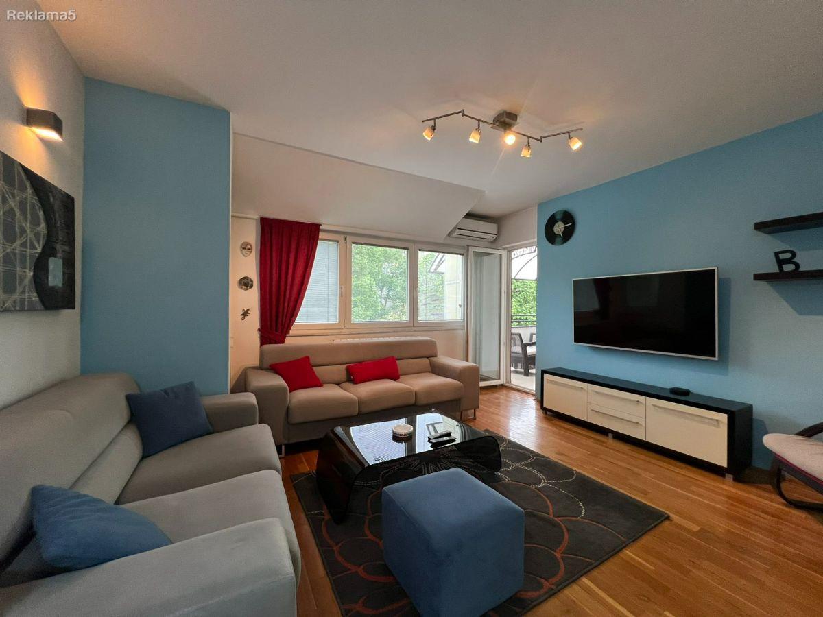 THREE-ROOM APARTMENT FOR RENT IN KOZLE - OPPOSITE ALUMINA