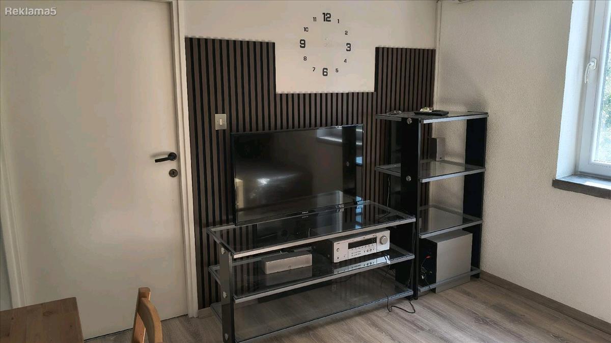 Iznajmuvam stan kaj Simpo, Karpos 1 60m2, renoviran, nameste