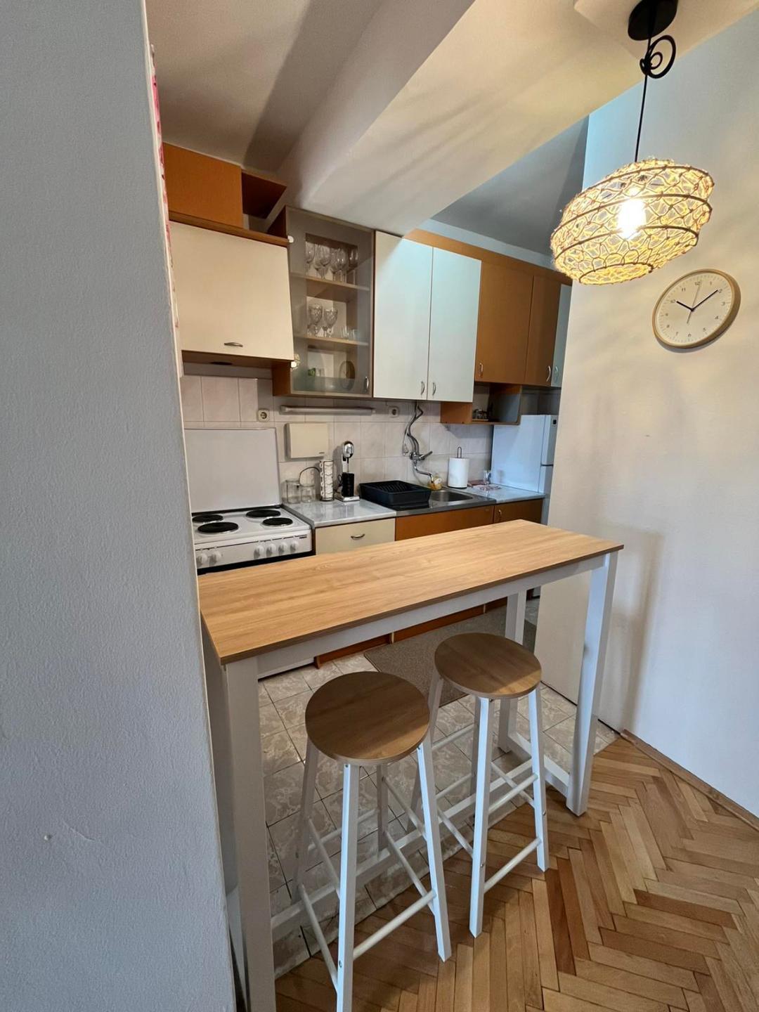 rent of a completely renovated apartment
