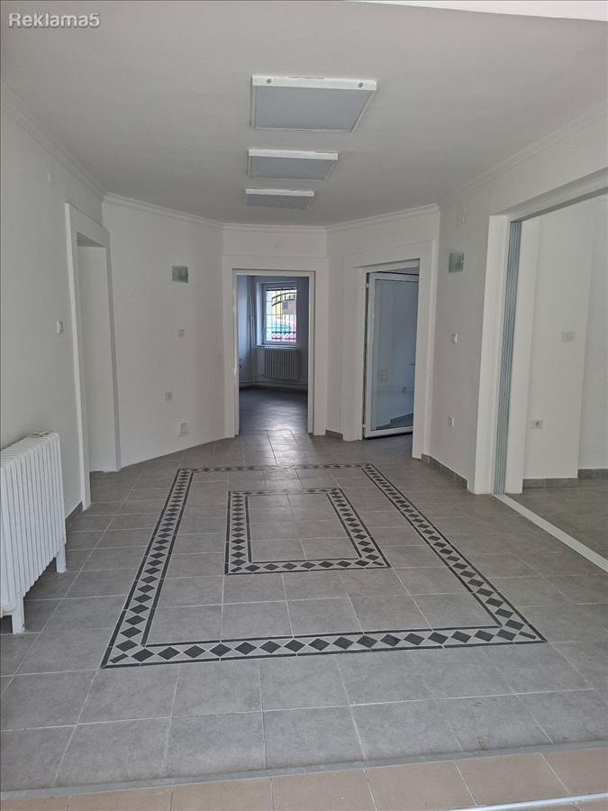 LUKSUZEN OBJEKT VO STROG CENTAR