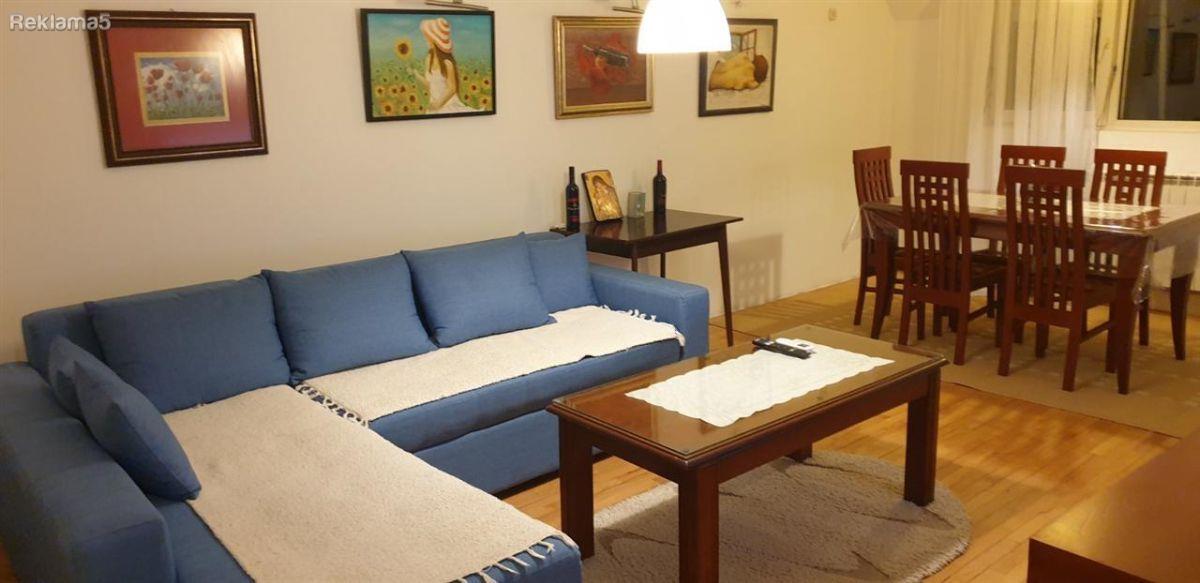 We are renting a 63m2 two-bedroom apartment in Taftalidze 1