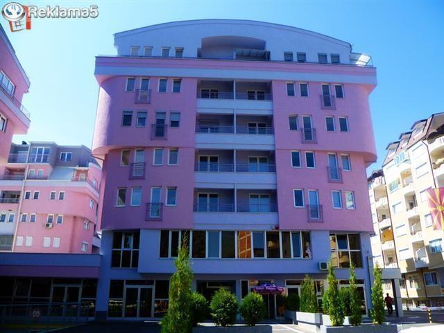 Apartman strog centar