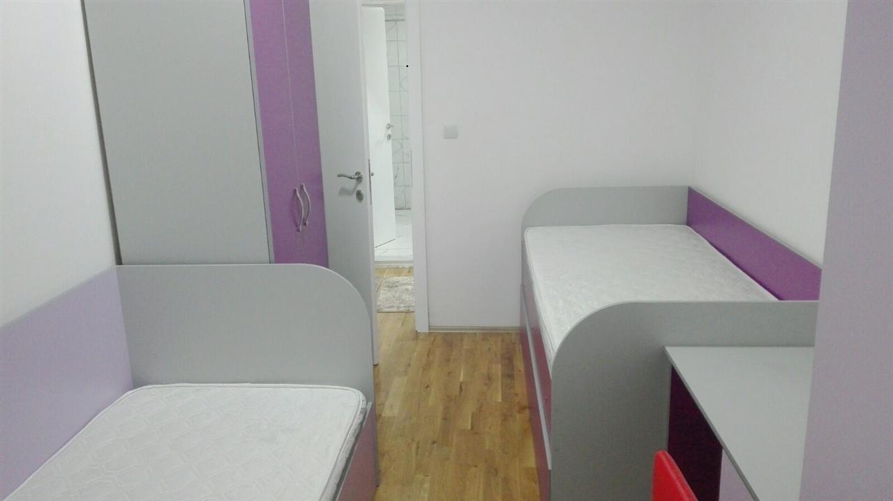 Se izdava namesten dvosoben 55m2 Taftalidze 1 kaj Ramstore