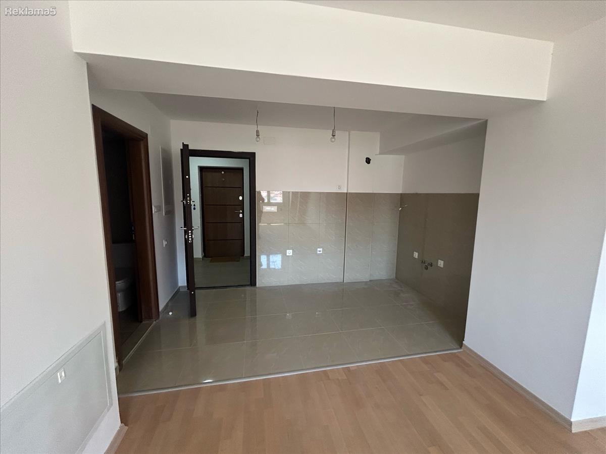 Uninhabited apartment new for sale