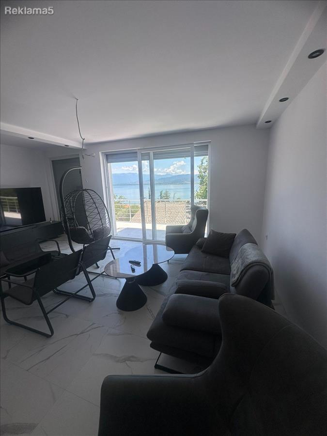 Villa for sale in Star Dojran