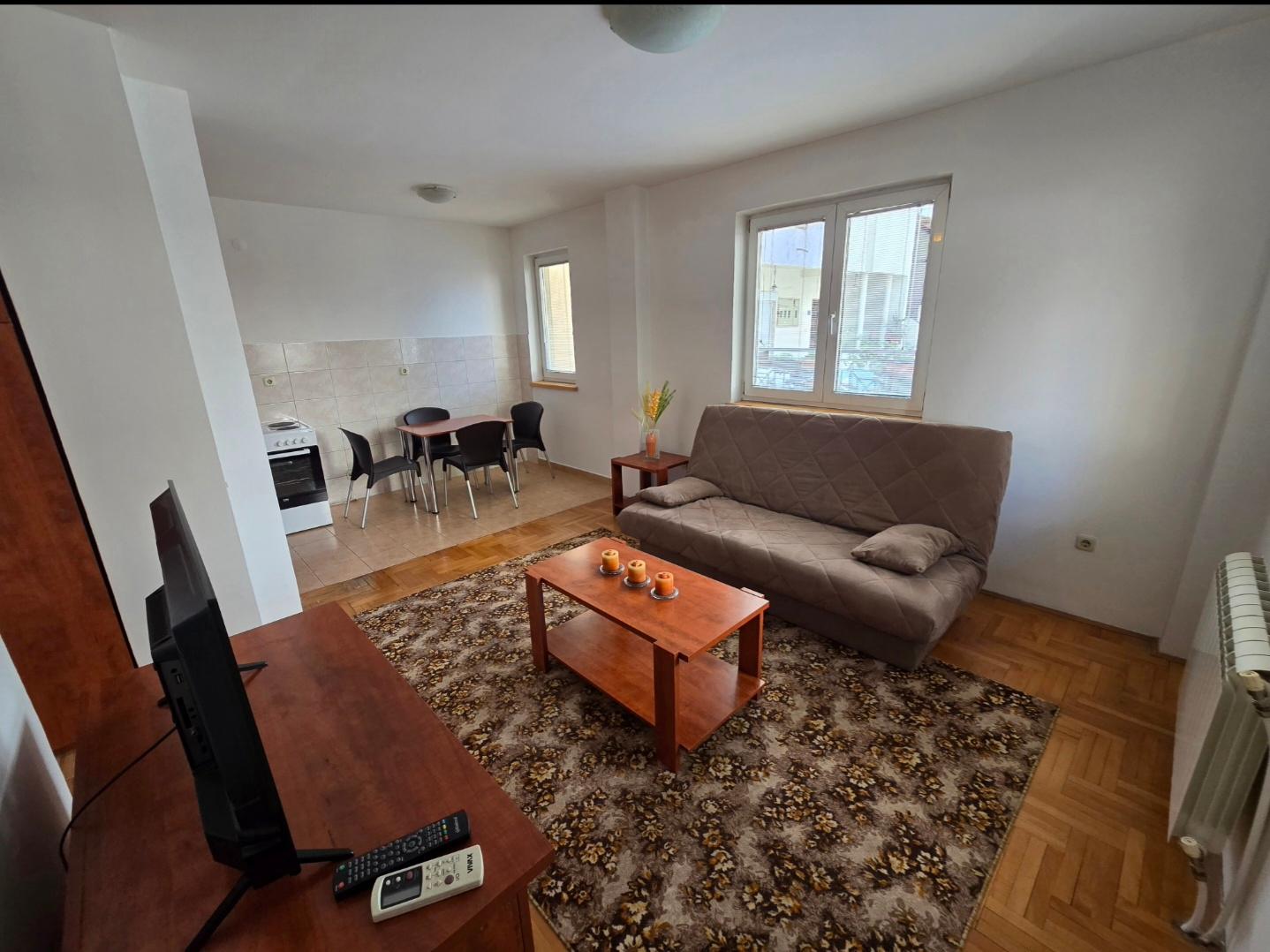 Studio apartment for rent - center (Universal-tailor Angelkovski)