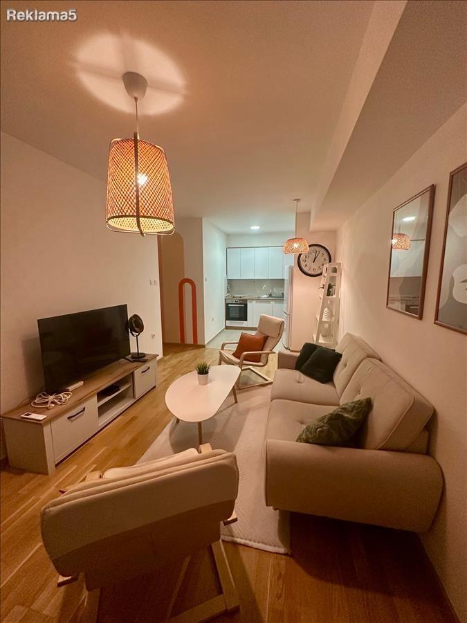 Three-room apartment for rent in Aerodrom | 58m² | €490
