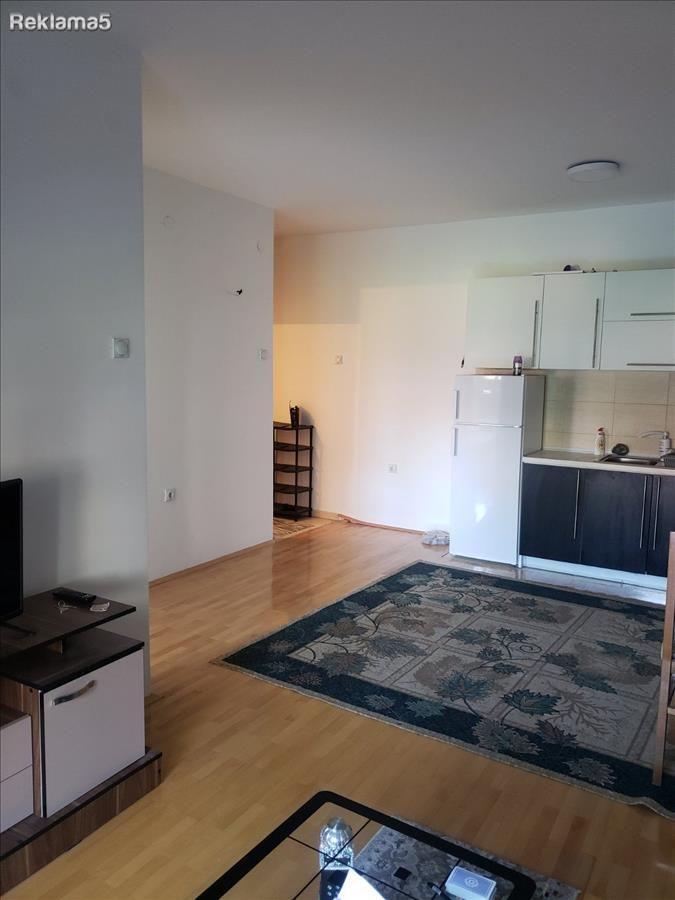 Fully furnished apartment for rent on Rooseveltova | 47m² | 270