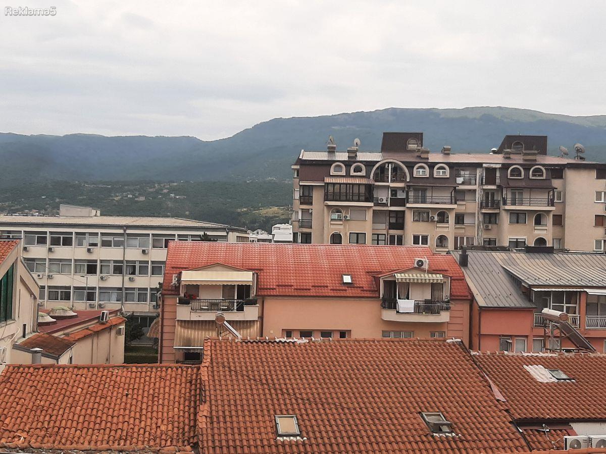 SANRAJS Dva stana vo srceto na stariot grad, Mesokastro