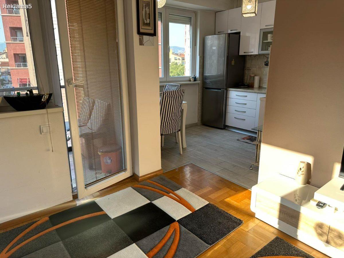 Studio apartment for sale in Aerodrom | 33m² | €89,000