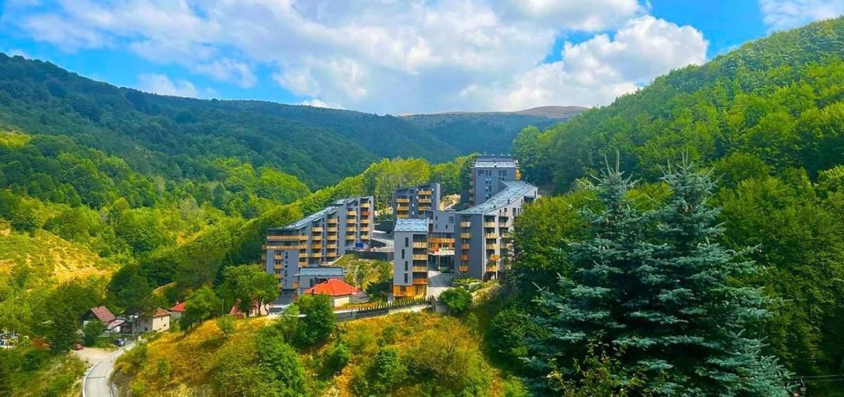 A 51m2 apartment is for sale in Mavrovo Residence