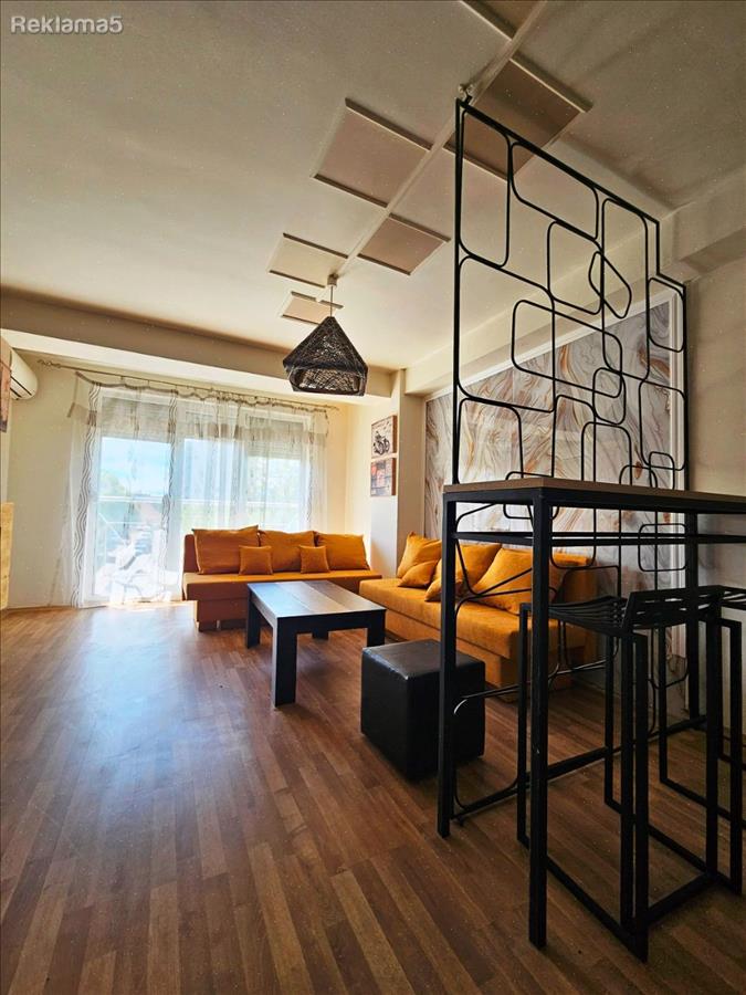 Modern apartment on the first floor, end of Porta Vlae, beginning of Gjorch